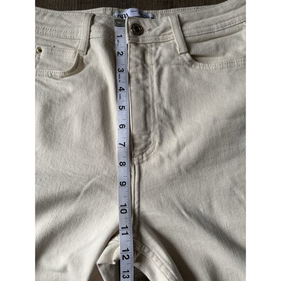 Zara Side Slit High Waisted Slim Straight Denim Jeans in Ecru Ivory Womens Sz 4 - Picture 4 of 9